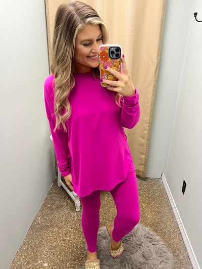 Watch It Play Out Round Neck Set